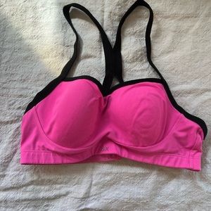 “VSX Sport” bra, size 36B (tag worn/cut but this is what all my other bras are)